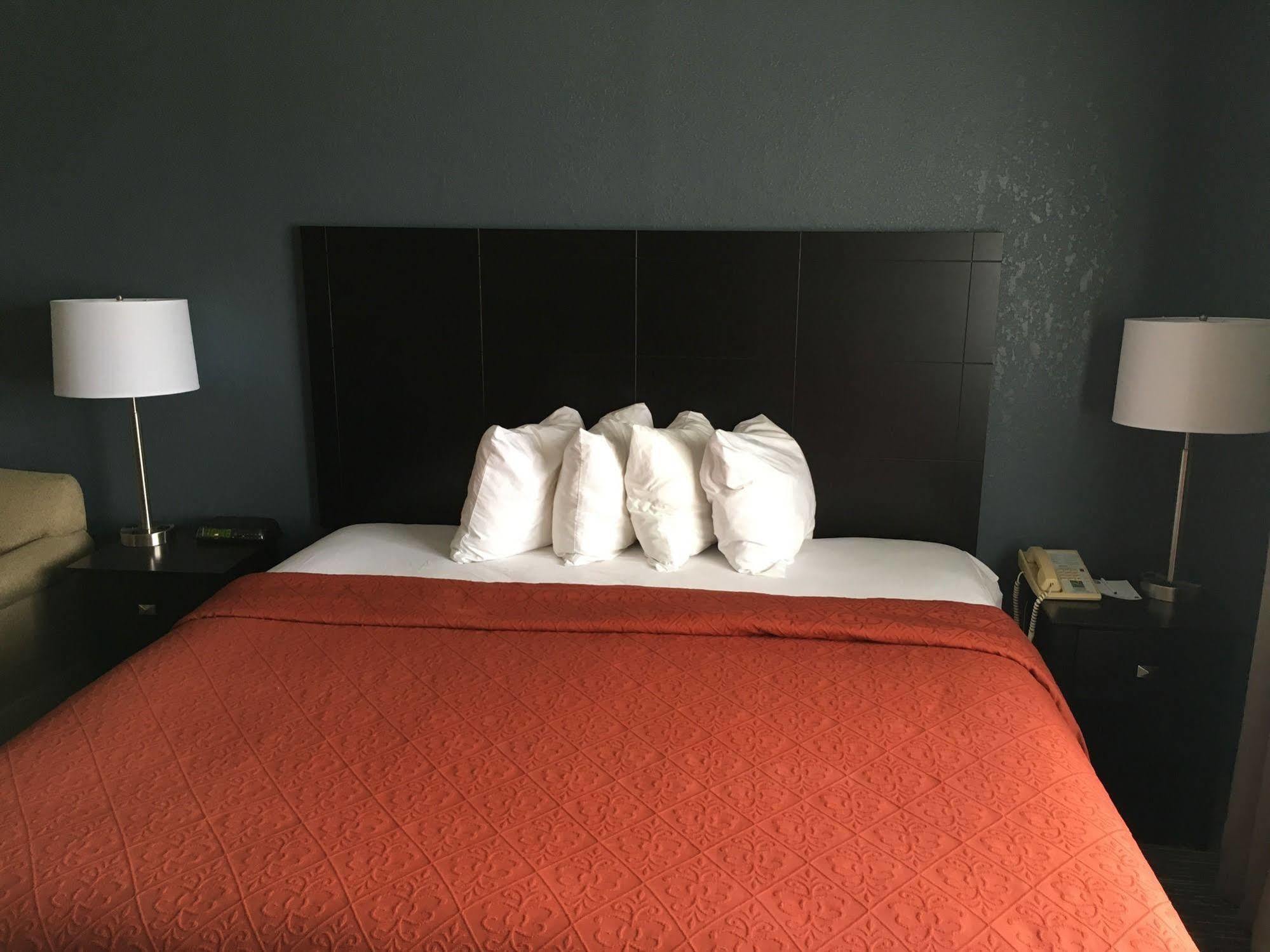 Comfort Inn Port Huron Buitenkant foto